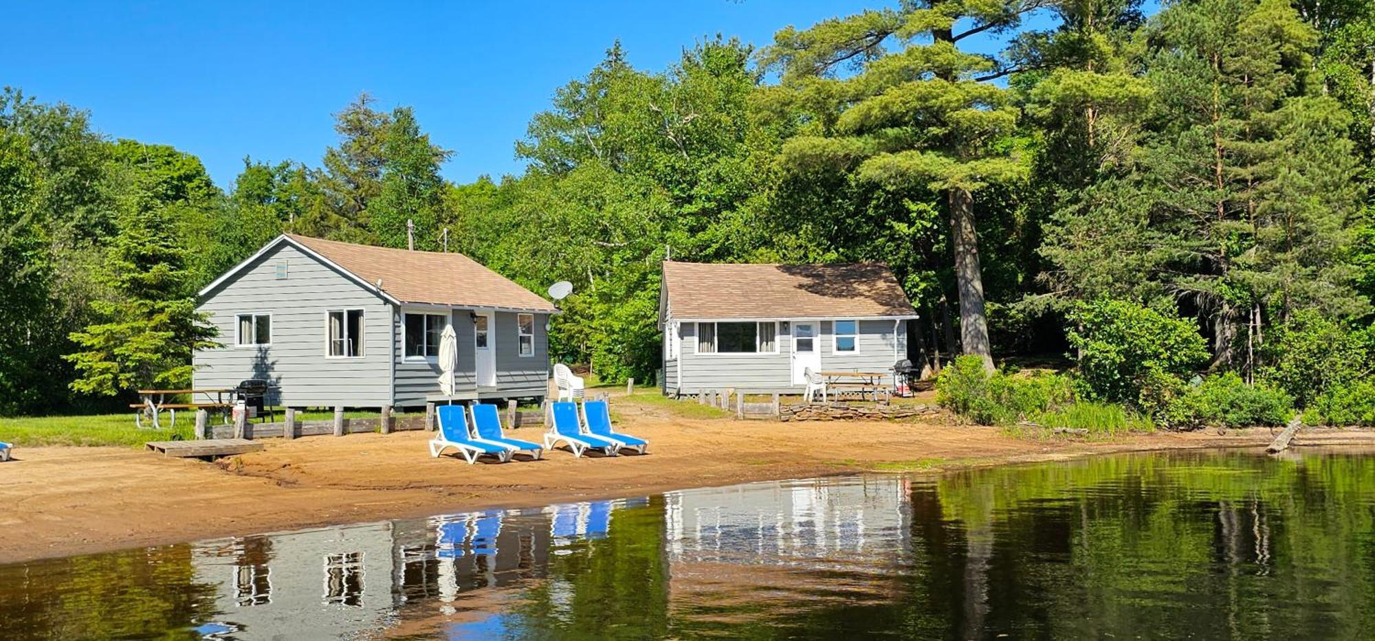 Parkway Cottage Resort And Trading Post Dwight Экстерьер фото